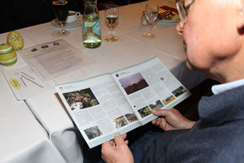 Auch die neuste Standortbroschüre steht für ein Studium zur Verfügung!